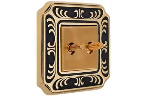 تصویر 3 از کلید و پریز طرح سنتی با کیفیت بالا